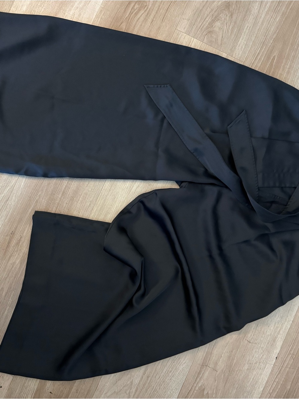 Club Monaco Black Satin Wide-Leg Pants with Waist Tie